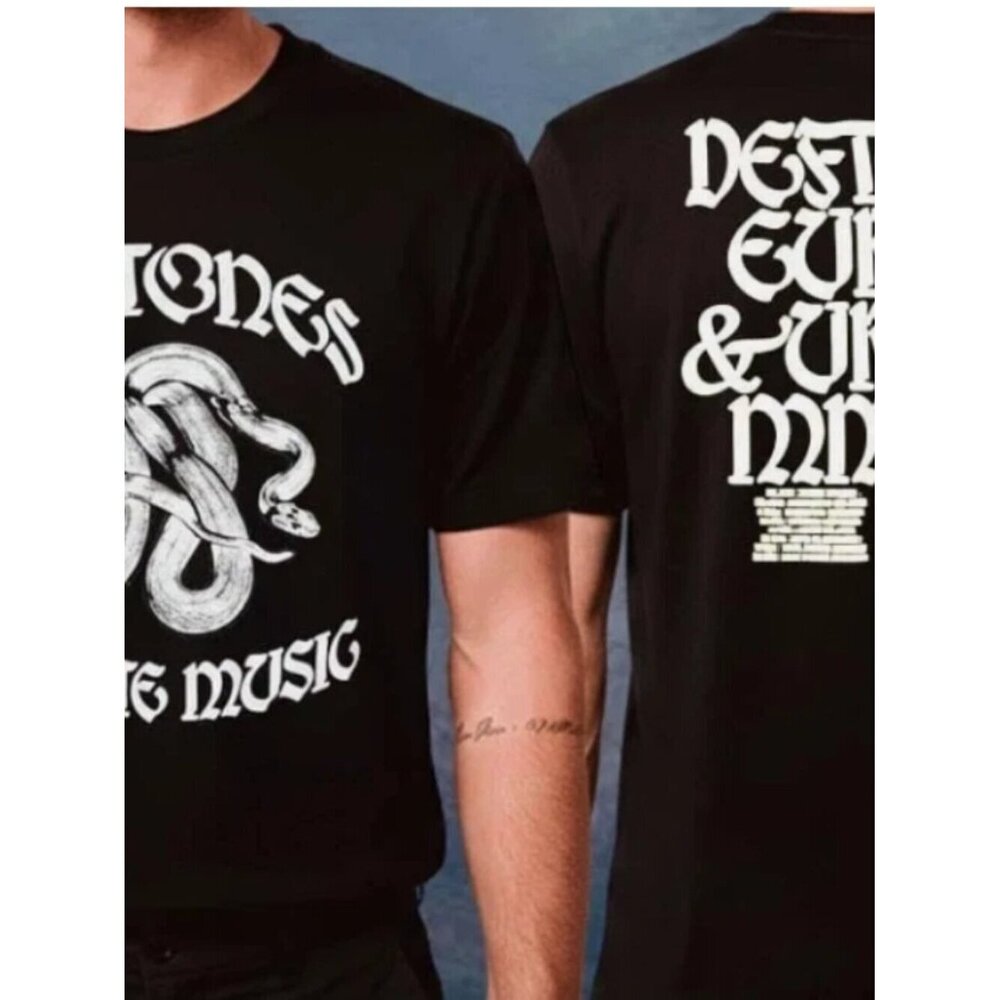 Deftones EU UK Tour 2026 Silver Chains short sleeve 2 side T-Shirt .